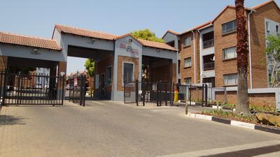 Apartment / Flat For Rent in Vorna Valley, Midrand