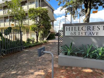 Apartment / Flat For Sale in Linden, Johannesburg
