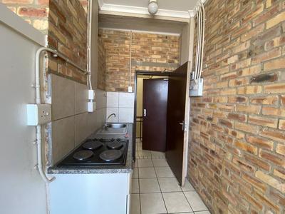 Apartment / Flat For Sale in Troyeville, Johannesburg